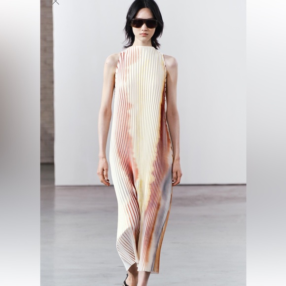 Zara Pleated Halter Dress Size Large NWT - Picture 11 of 12